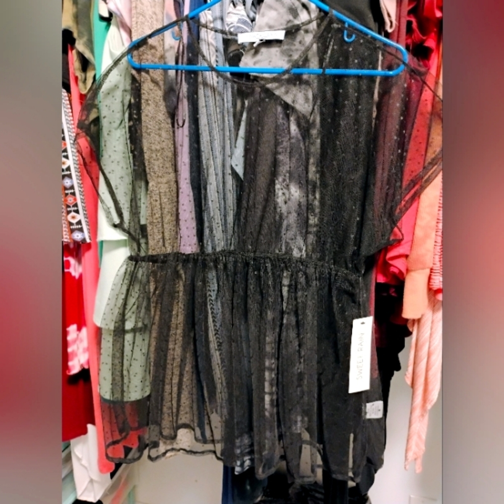 Sweet Rain Vintage Style Top